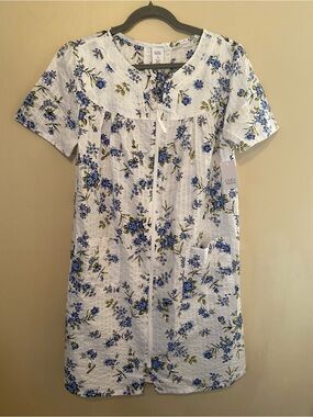 Croft & Barrow White Floral Zip-Front Sleep Dress